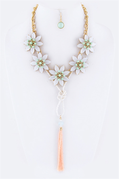 LA JEWELRY PLAZA, Crystal Flower Tassel Necklace, 98-3054-3095/AK338/AR36