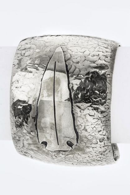LA JEWELRY PLAZA, Embossed Arrowhead Adjustable Cuff, 99-BA40865-AJ-S028