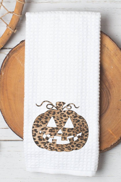 CALI BOUTIQUE, Leopard Pumpkin Fall Halloween Waffle Weave Towel, 45721t