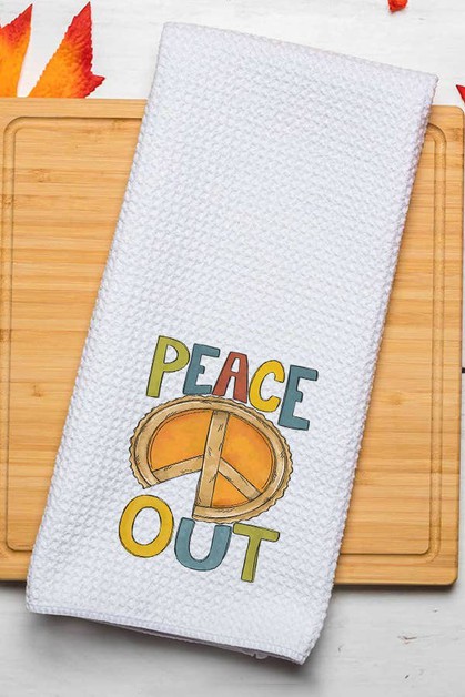 CALI BOUTIQUE, Peace Out Pie Thanksgiving Autumn Harvest Fall Decor Towel, 348222t