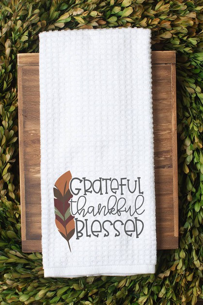 CALI BOUTIQUE, Grateful Thankful Blessed Leaf Fall Waffle Weave Towel, 60321t