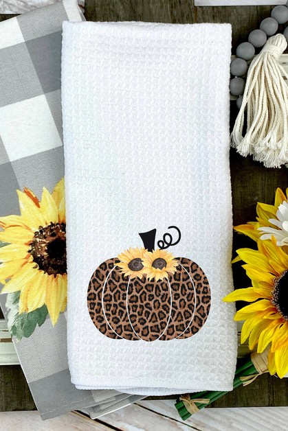 CALI BOUTIQUE, Leopard Pumpkin Sunflower Top Fall Waffle Weave Towel, 62621t